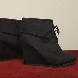 Mossimo Black Lace up Ankle Boots